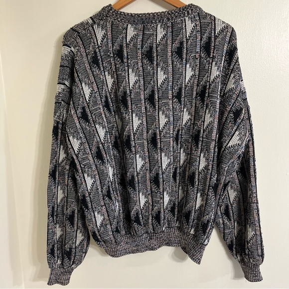 Vintage Protege Coogi Style Mens Black and Gray Abstract Knit Sweater Mens L - Picture 2 of 3
